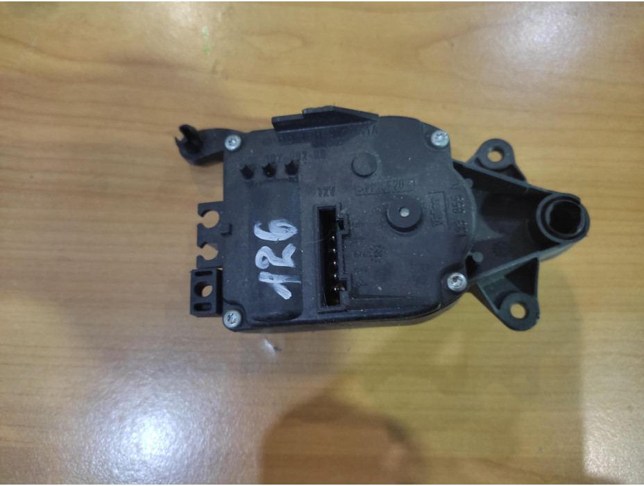 Моторче за клапа за парно - 126 за Audi A3 8L 1.6 Моторче за клапа за парно - 126 за Audi A3 8L 1.6