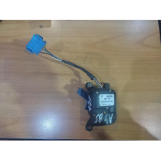 Моторче за клапа за парно - 127 за Audi A4 B5