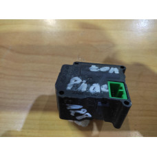 Моторче за клапа за парно - 128 за VW Phaeton