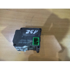 Моторче за клапа за парно - 132 за VW Phaeton