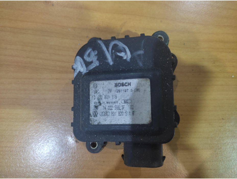 Моторче за клапа за парно - 142 за Audi A4 B5 1.8 T Моторче за клапа за парно - 142 за Audi A4 B5 1.8 T