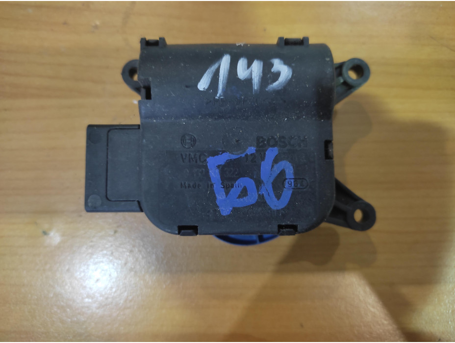 Моторче за клапа за парно - 143 за Audi A4 B6