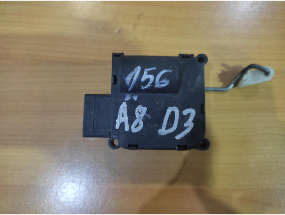 Моторче за клапа за парно - 156 за Audi A8 D3