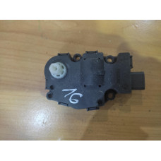 Моторче за клапа за парно - 16 за Audi A4 B8