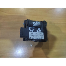 Моторче за клапа за парно - 176 за Audi A8 D3