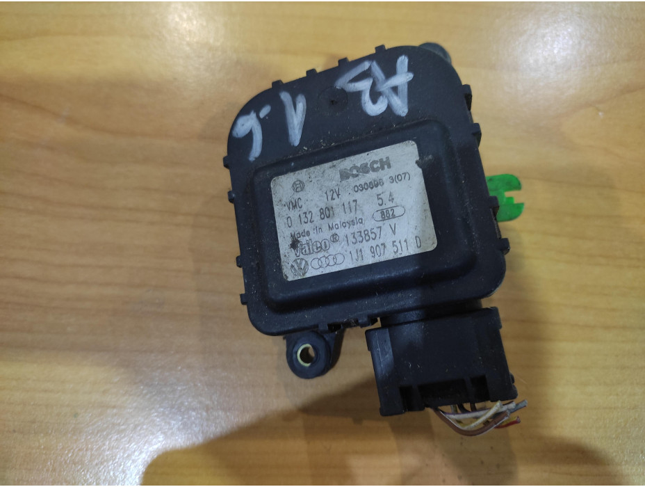 Моторче за клапа за парно - 189 за Audi A3 8L