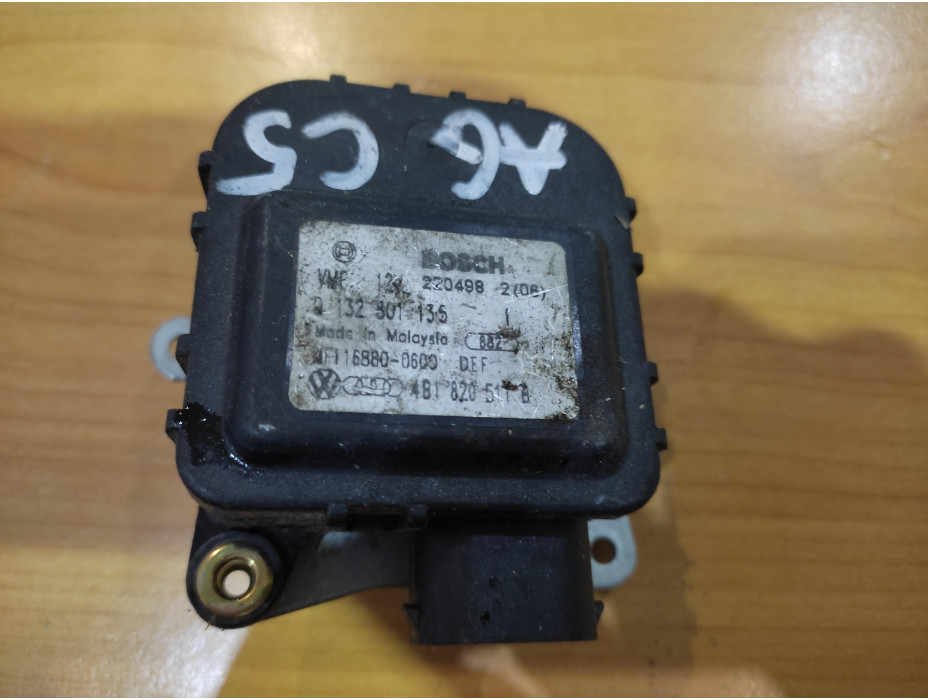 Моторче за клапа за парно - 203 за Audi A6 C5