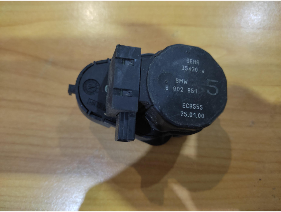 Моторче за клапа за парно - 204 за BMW E46 Coupe