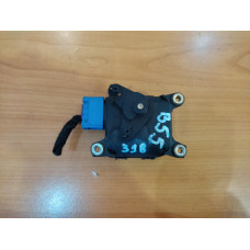 Моторче за клапа за парно - 318 за VW Passat B 5.5