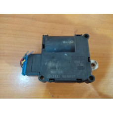 Моторче за клапа за парно - 324 за Audi A8 D3