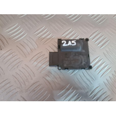 Моторче за клапа за парно за Audi A8 D3 - 215