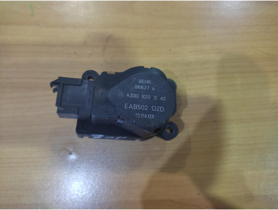 Моторче за клапи за парно - 102 за Mercedes E Class W211