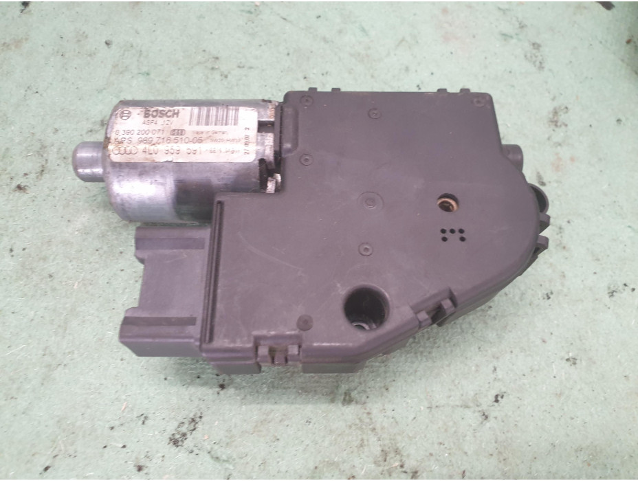 Моторче за панорамен таван за Audi Q7 Моторче за панорамен таван за Audi Q7