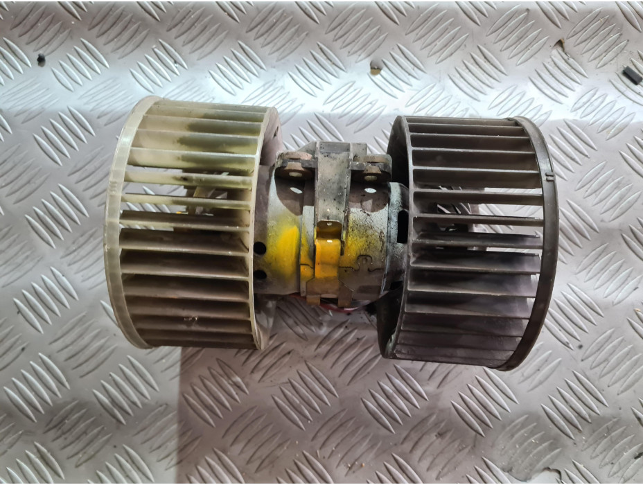 Моторче за парно за BMW 3 серия Е46 Моторче за парно за BMW 3 серия Е46