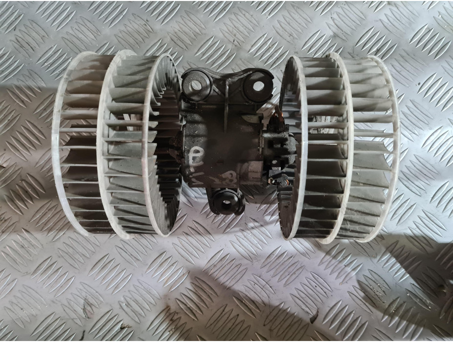 Моторче за парно за Mercedes Vito W639