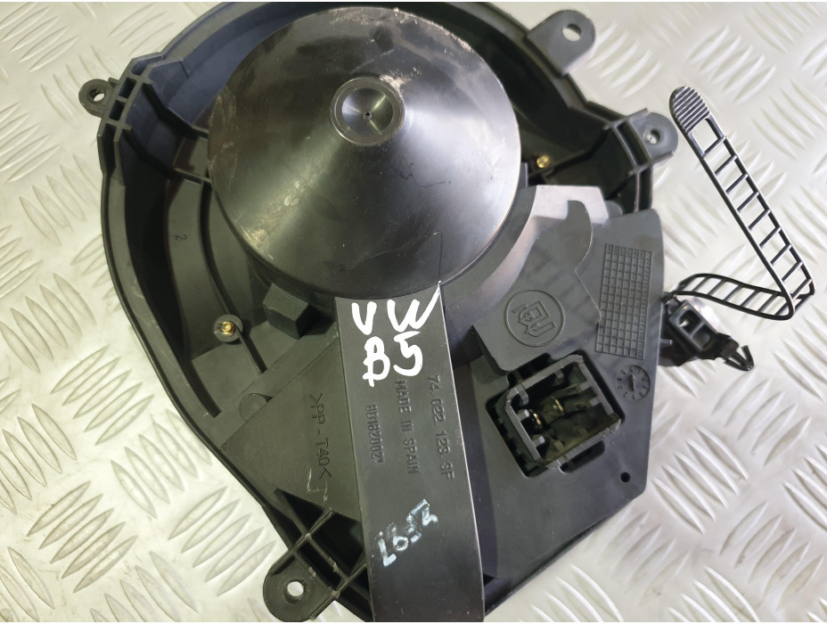Моторче за парно за VW Passat B5 1.8 T комби