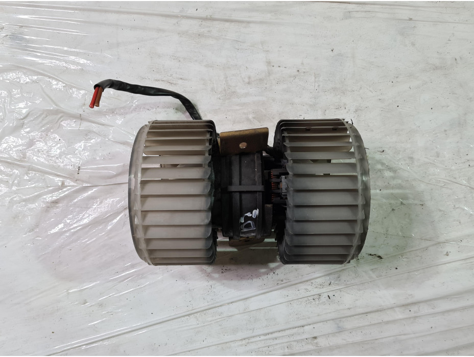 Моторче за парно за Ауди А8 Д3 / Audi A8 D3 4.2 i 335к.с.