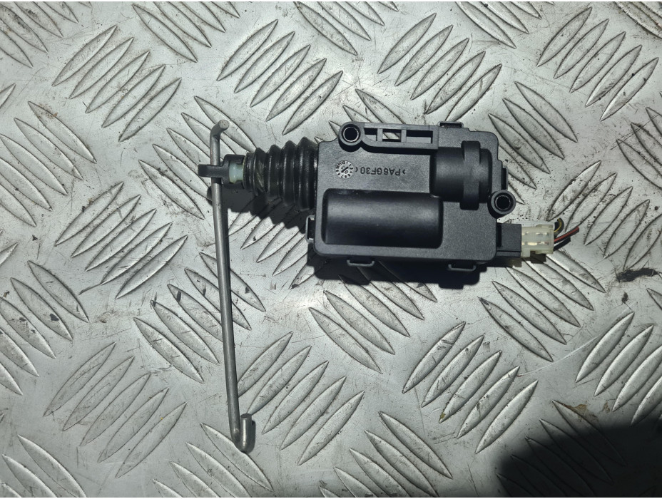 Моторче за централно заключване за заден капак за Opel Zafira A 2.2 i 147 к.с. Моторче за централно заключване за заден капак за Opel Zafira A 2.2 i 147 к.с.