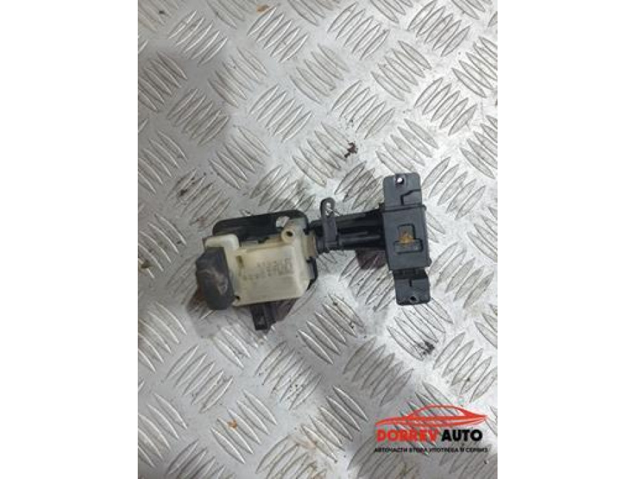 Моторче (заключване резервоар) за Mercedes S 500 Long W221