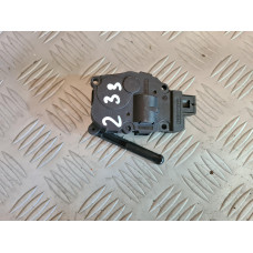 Моторче клапа 233 за Mercedes S320 CDI W221