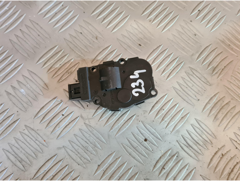 Моторче клапа 234 за Mercedes S320 CDI W221