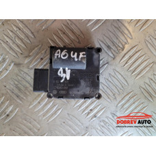 Моторче клапа парно (18) за Audi A6 C6 (4F) 4.2i