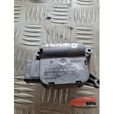 Моторче клапа парно (2) за VW Golf V 2.0 TDI 4 motion