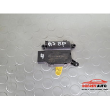 Моторче клапа парно (4) за Audi A3 8P 2.0 TDI (Facelift) S-Line