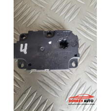 Моторче клапа парно (4) за Audi A8 D4 3.0 TDI