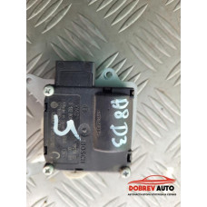 Моторче клапа парно (5) за Audi A8 D3