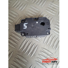 Моторче клапа парно (5) за Audi A8 D4 3.0 TDI