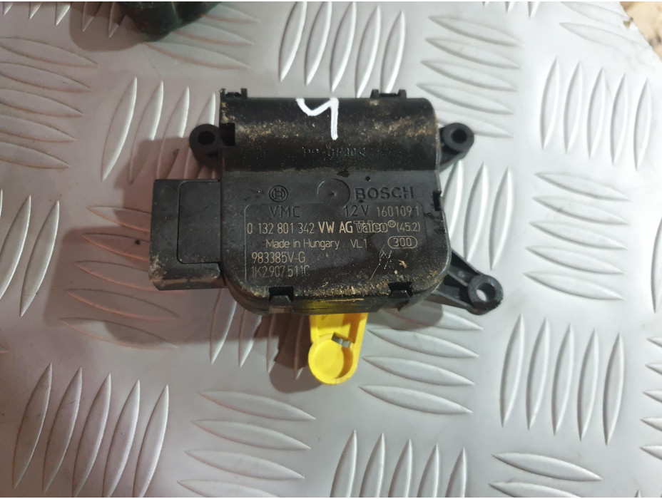 Моторче клапи парно за VW Passat CC 2.0TSI - Номер 4