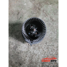 Моторче парно (десен волан) за VW Tiguan 5N