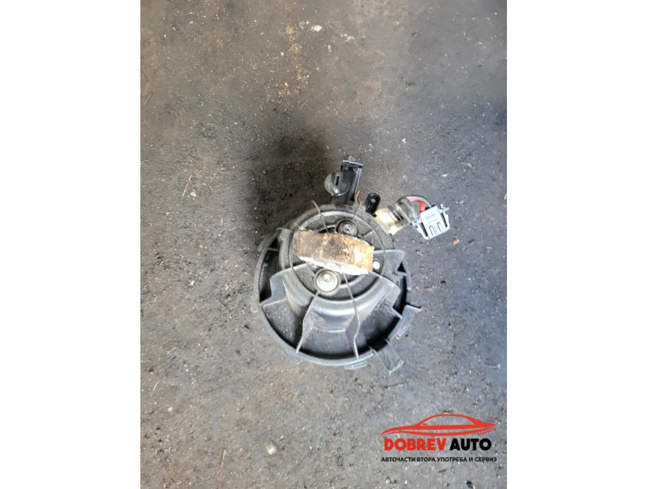 Моторче парно за Audi A4 B8 3.0 TDI Моторче парно за Audi A4 B8 3.0 TDI