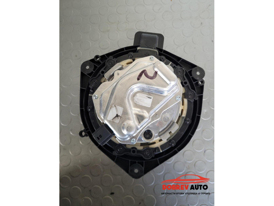 Моторче парно за BMW X3 G01 Моторче парно за BMW X3 G01