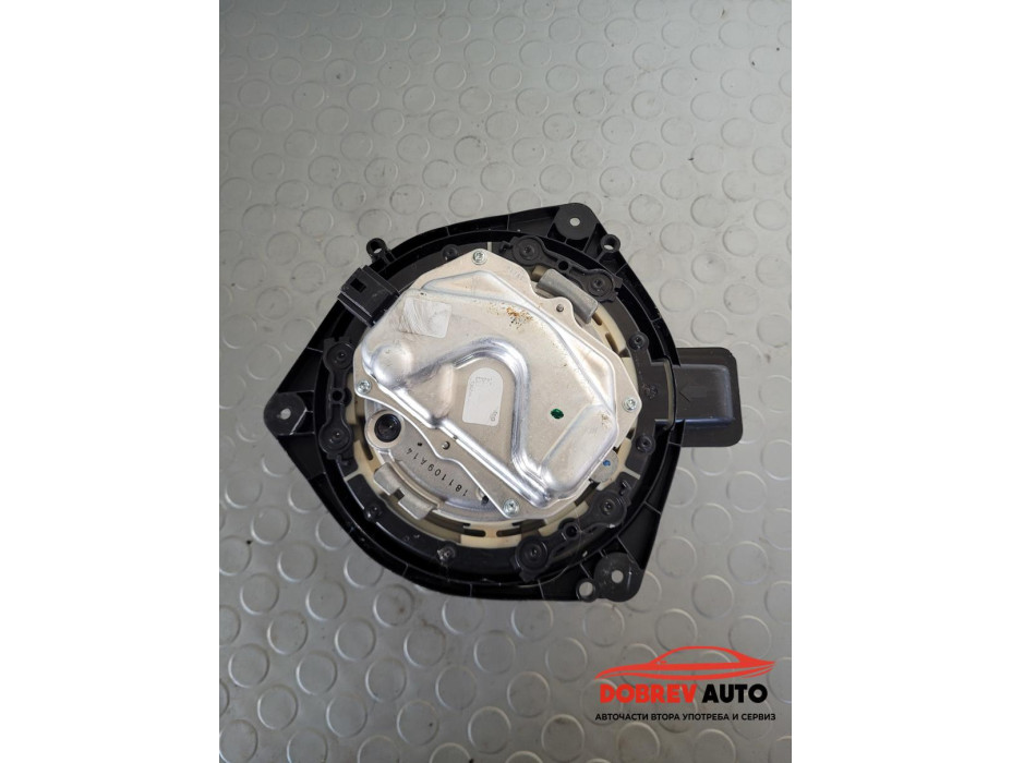 Моторче парно за BMW X4 G02 Моторче парно за BMW X4 G02