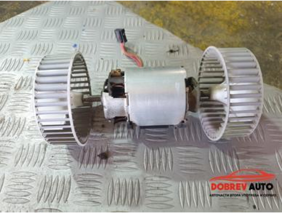 Моторче парно за Mercedes S 500 Long W221