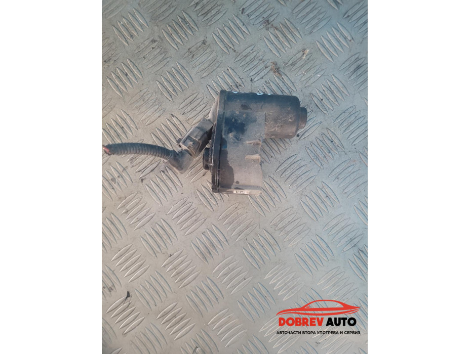 Моторче (ръчна спирачка) за VW Passat B7