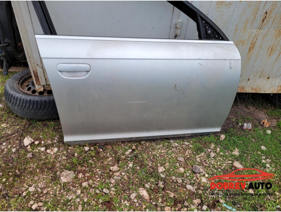 Необорудвана врата (предна дясна) за Audi A6 C6 3.2 FSI сребриста Необорудвана врата (предна дясна) за Audi A6 C6 3.2 FSI сребриста