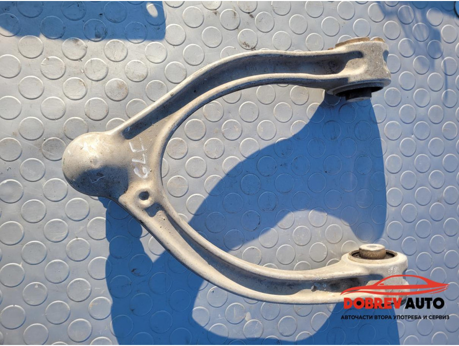 Носач преден десен горен за Mercedes GLC X253 Носач преден десен горен за Mercedes GLC X253