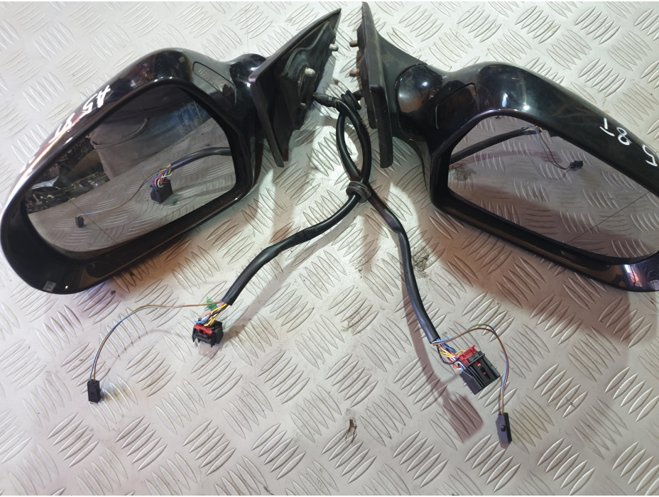 Огледала с ел. прибиране и мъртва точка за Ауди А5 8Т 2.7TDI