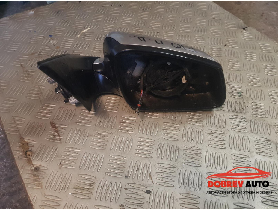 Огледало (дясно) за BMW F10 520d Sedan Огледало (дясно) за BMW F10 520d Sedan