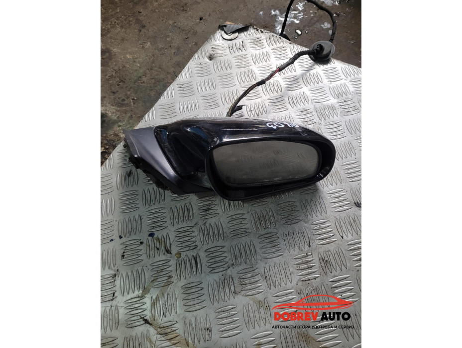 Огледало (предно дясно - черно) за Audi A8 D3 4.2 FSI
