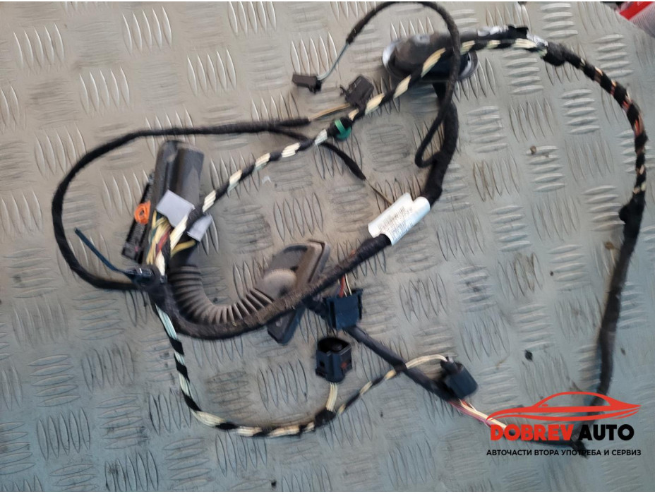 Окабеляване врата (задна лява) за VW CC