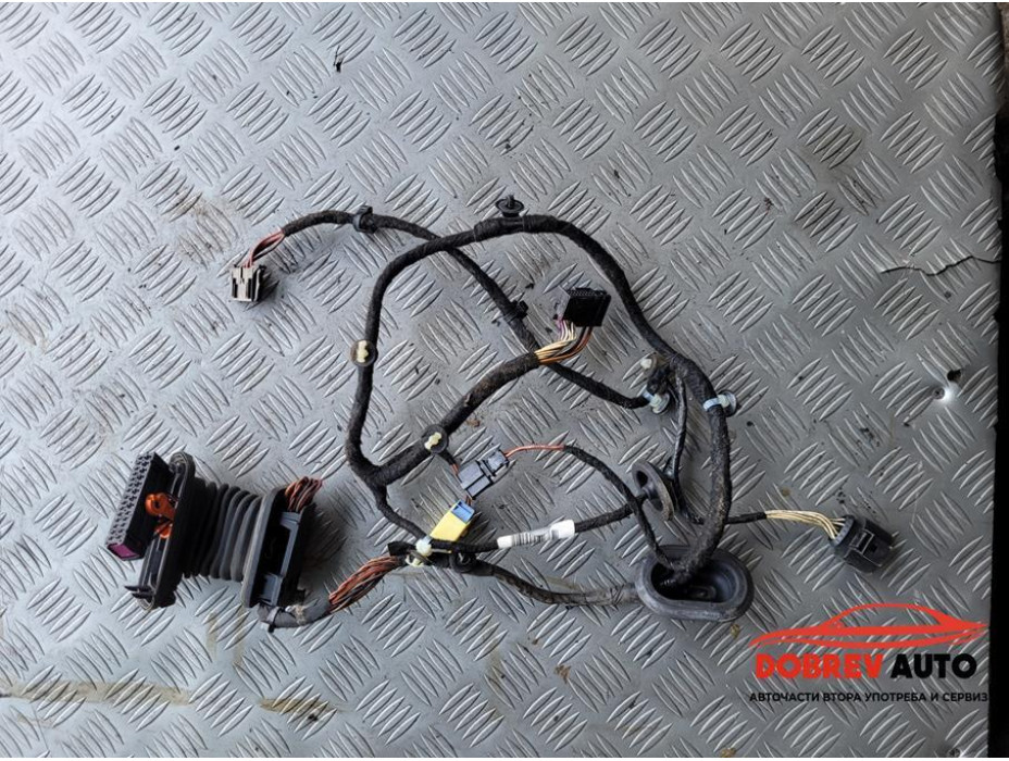 Окабеляване врата (предна лява) за VW Passat B7