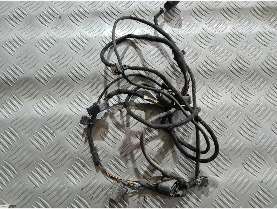 Окабеляване за задна броня за  Audi A6 C6 3.2 FSI Quattro