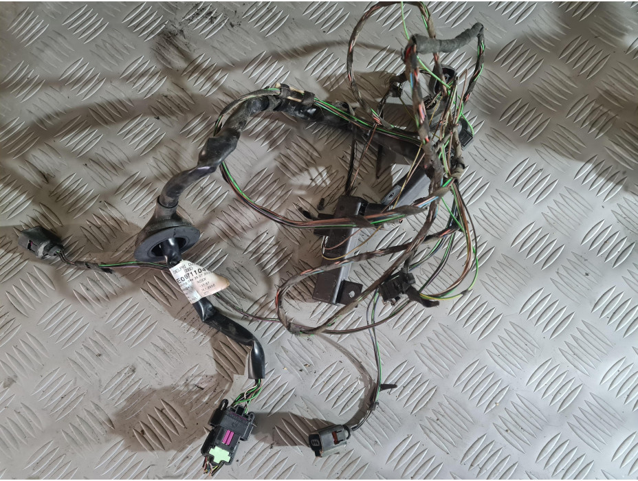 Окабеляване за задна броня за Audi A8 D3 4.2i Long