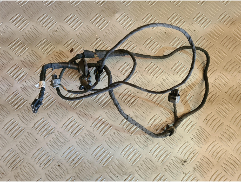 Окабеляване задна броня за Mercedes S320 CDI W221