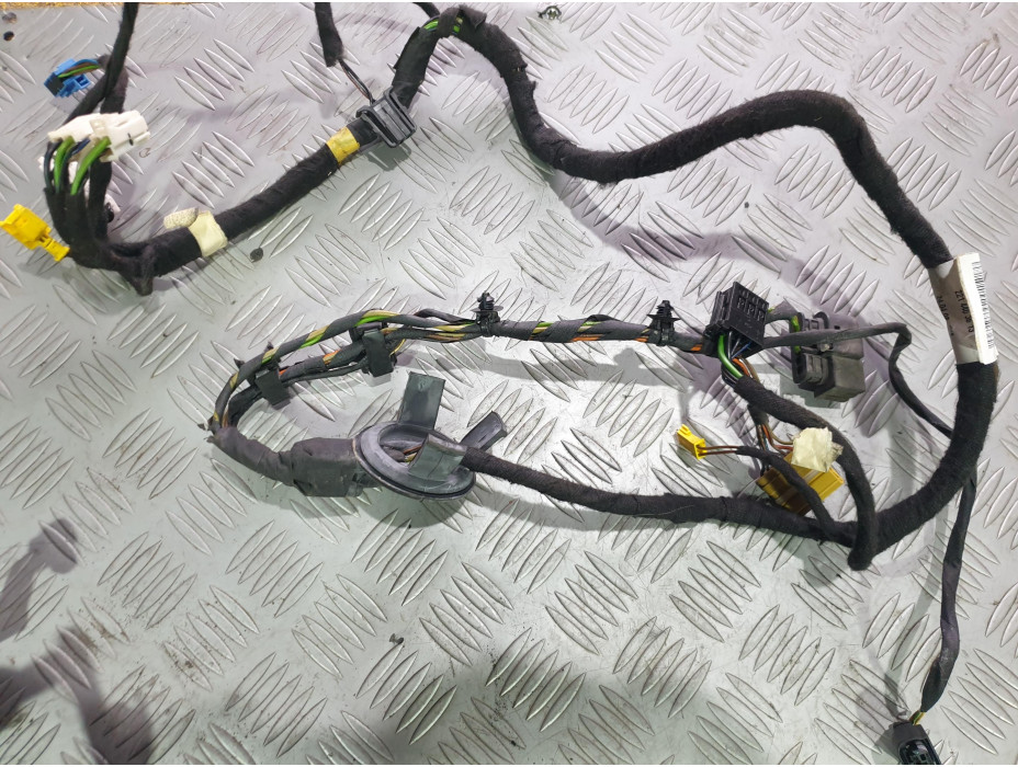 Окабеляване п.л. врата за Mercedes S350 CDI, Facelift Окабеляване п.л. врата за Mercedes S350 CDI, Facelift