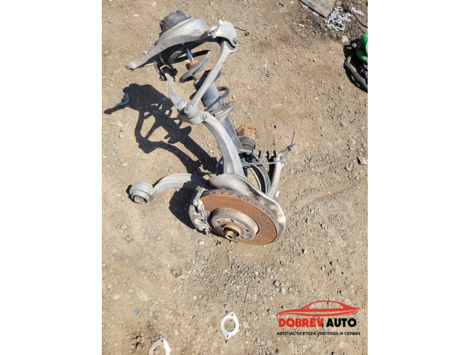 Окачване (предно дясно) за Audi A4 B8